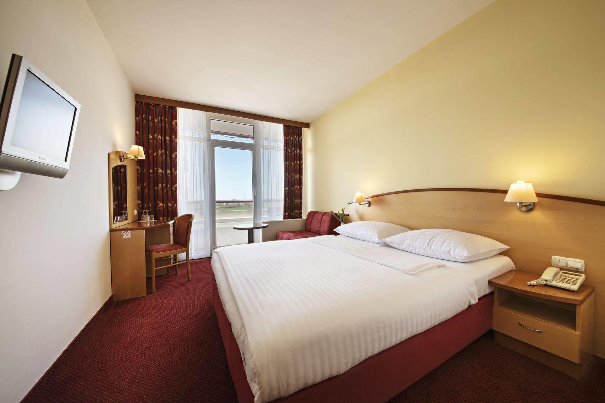Lipa Hotel Lendava Exteriér fotografie